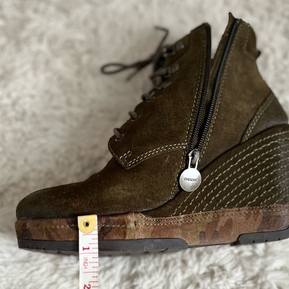 Wedge Boots - Picture 9 of 10